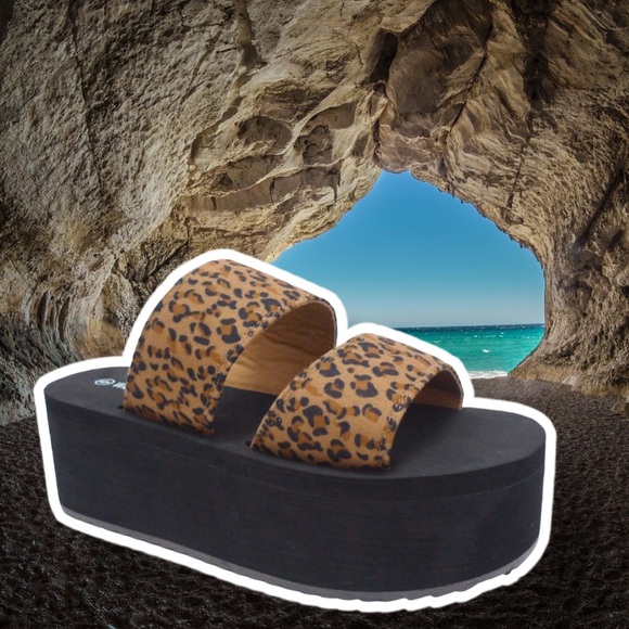 VSCO Cheetah Print Flip Flop Wedge Flatform Sandal - Picture 6 of 6